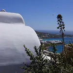 Azurite With Heated Pool By Diles *