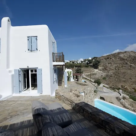 Azurite With Heated Pool By Diles