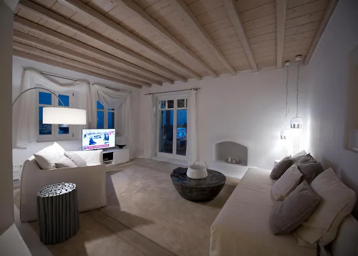 فيلة Azurite With Heated Pool By Diles