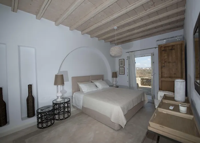 Villa Azurite With Heated Pool By Diles *