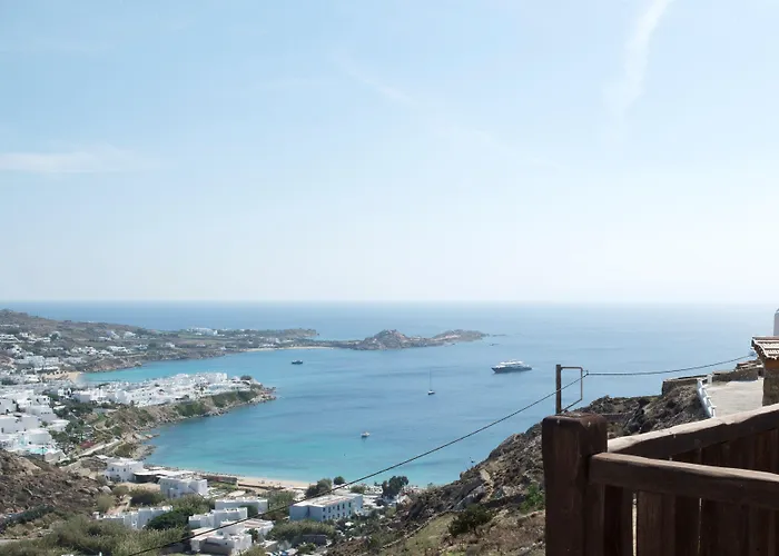 Azurite With Heated Pool By Diles