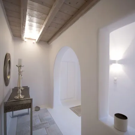 Βίλα Azurite With Heated Pool By Diles Ψαρού