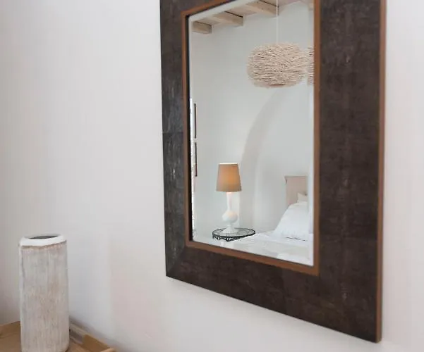 Villa Azurite With Heated Pool By Diles